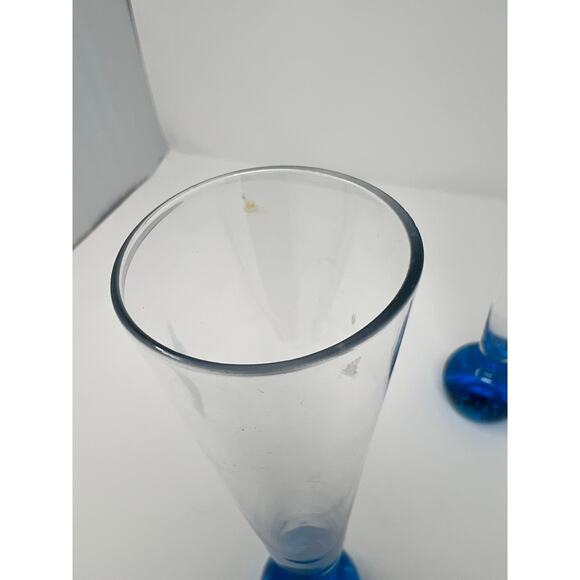 Vintage Blue Bubble Glass Bud Vase 8" Hand-blown Controlled Air MCM Star Trek - Picture 3 of 3